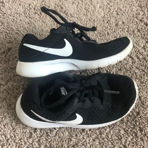 Toddler Nike Tanjun Sneakers